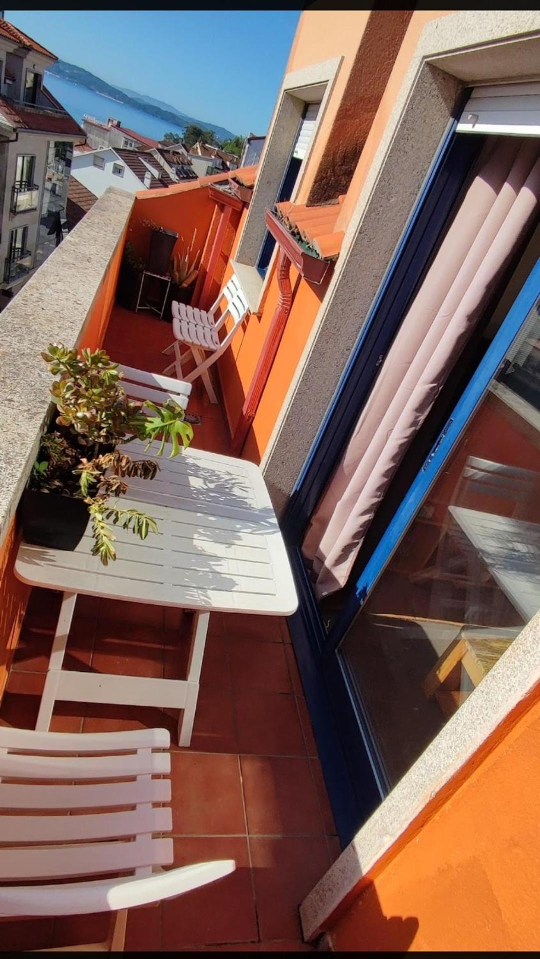 Aticos Con Terraza Vistas Urbanos 100 Playa Lägenhet Sanxenxo Exteriör bild